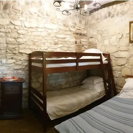 Vendégház Pensiunea Casa Dacilor *
