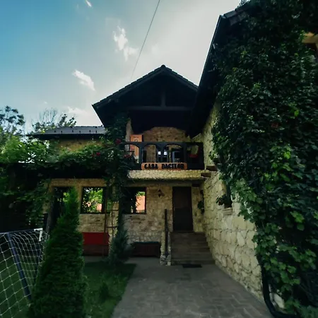 Pensiunea Casa Dacilor * Székelyhidas