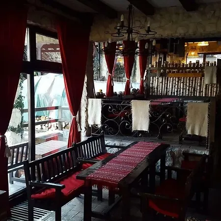 Pensiunea Casa Dacilor Vendégház Székelyhidas